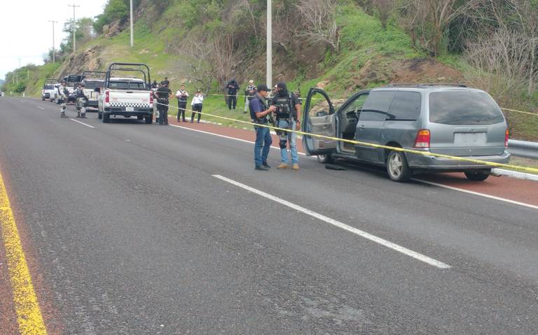 Matan en emboscada a comandante de la Policía Ministerial y Estatal en Guerrero Camioneta2